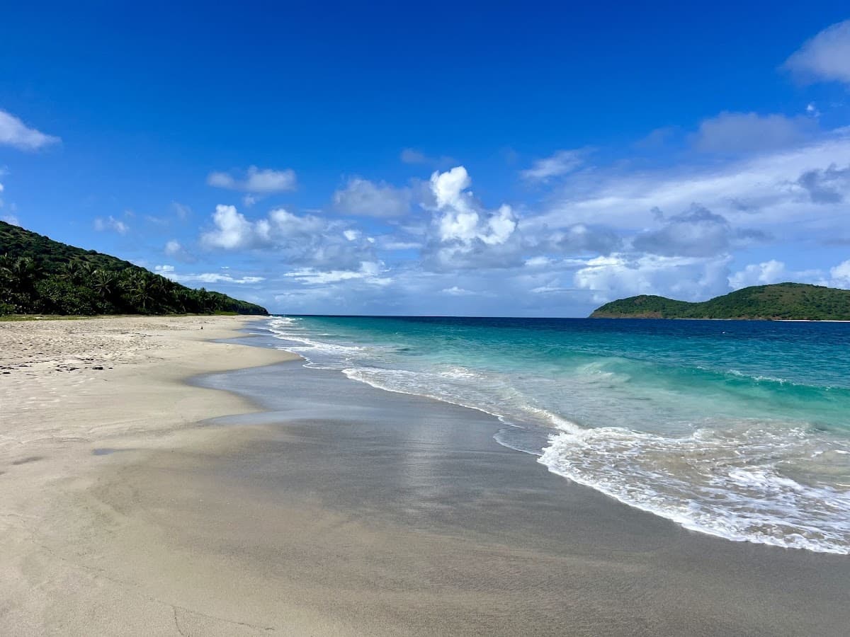 Isla Culebrita – Tortuga Beach beach in Culebra, Puerto Rico - Scenic, Secluded
