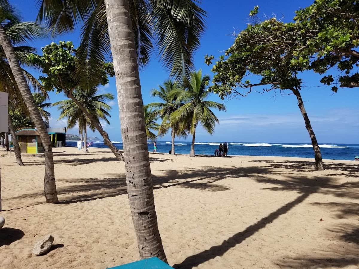 Escambrón – Bateria del Escambrón Cove beach in San Juan, Puerto Rico - Family Friendly, Scenic