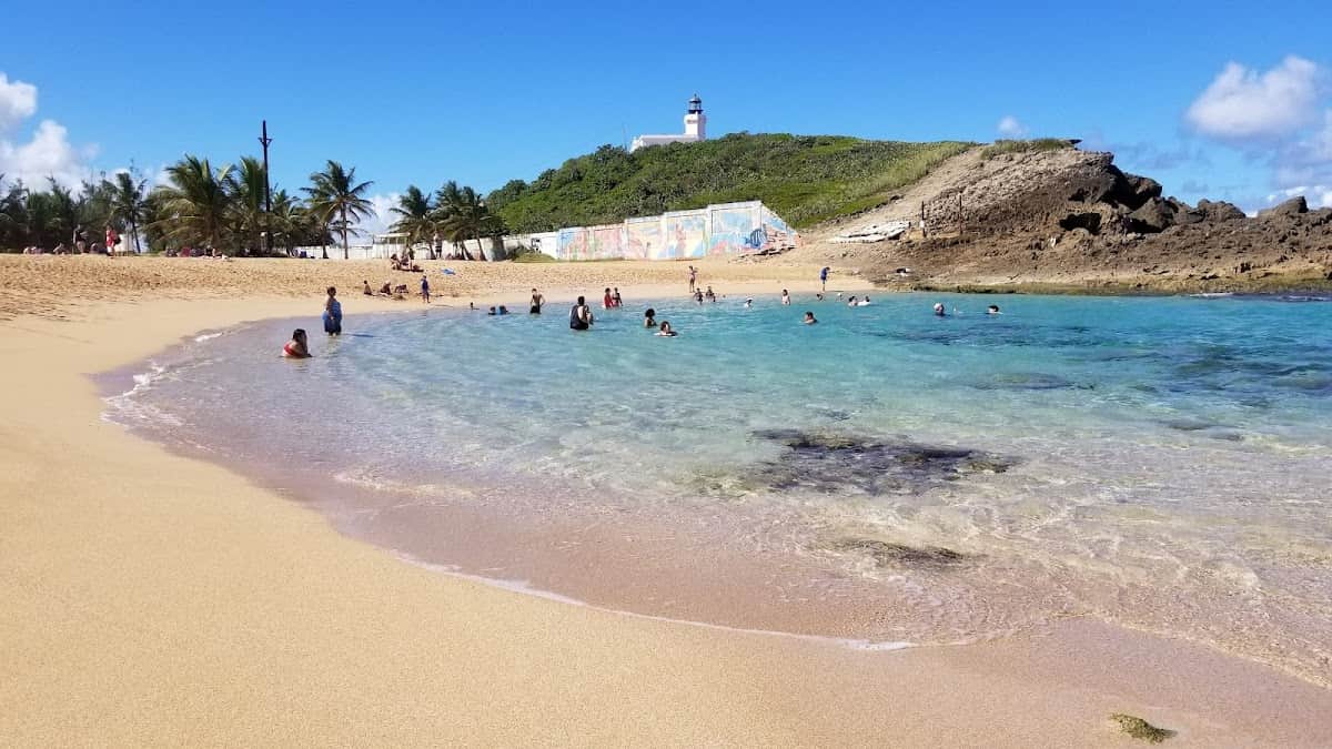 Islote Beach beach in Arecibo, Puerto Rico - Scenic