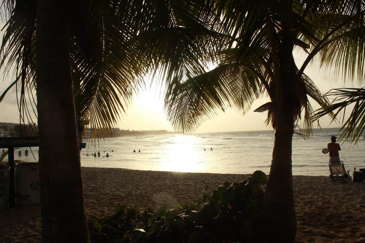 Middles beach in Isabela, Puerto Rico - Diving, Scenic